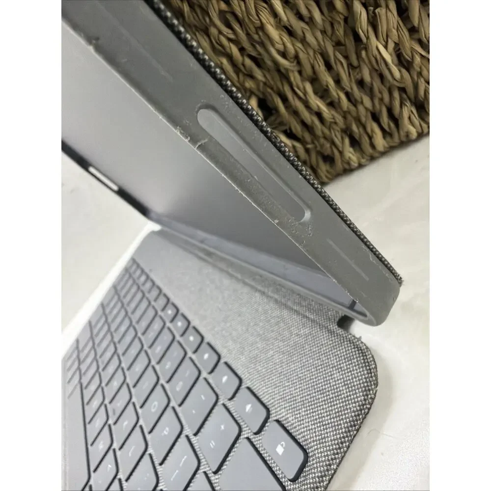 Logitech Combo Touch Keyboard Case w/ Trackpad for iPad Pro 12.9″ 5th & 6th Gen